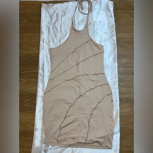 TAN DRESS SIZE MEDIUM